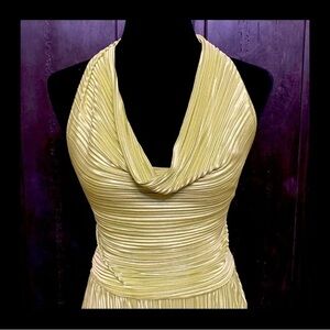 Shein Olive Green satin sleeveless halter top - Size Small with bag